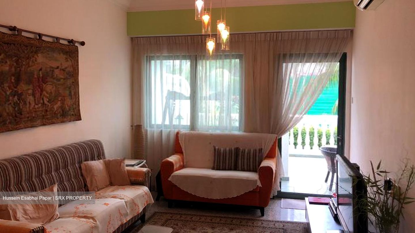 Stratford Court (D16), Condominium #583312731